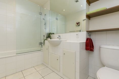 Photo of property in Wall Street On Lambton, 6/326 Lambton Quay, Wellington Central, Wellington, 6011