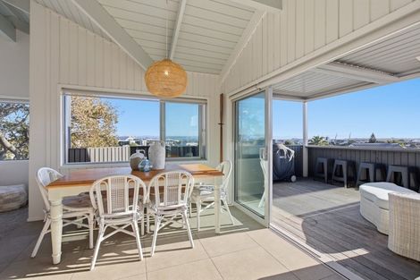 Photo of property in 30 Terrace Avenue, Mount Maunganui, 3116
