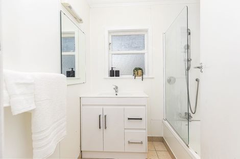 Photo of property in 97 Bell Street, Tawa, Wellington, 5028