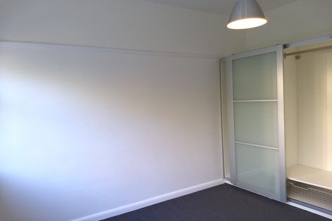 Photo of property in Hobson Flats, 8/1 Hobson Street, Pipitea, Wellington, 6011