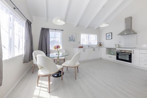 Photo of property in 78 Hyperion Drive, Randwick Park, Auckland, 2105