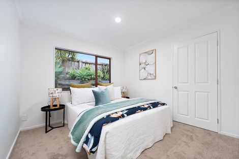 Photo of property in 3 Fleetwood Drive, Henderson, Auckland, 0612