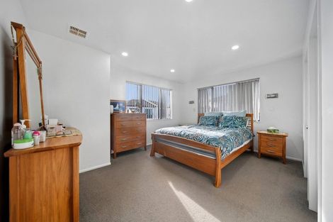 Photo of property in 125 Russell Road, Manurewa, Auckland, 2102