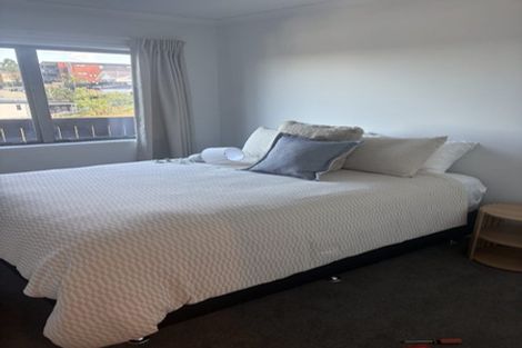Photo of property in 4/6 Ruakiwi Road, Hamilton Lake, Hamilton, 3204