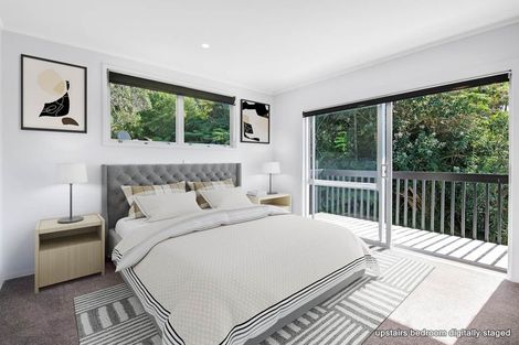Photo of property in 22 Glenelg Road, Red Beach, 0932