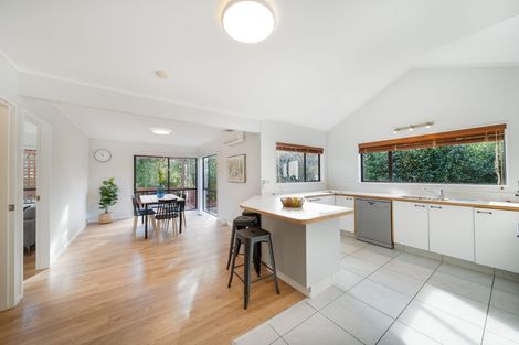 Photo of property in 12 Longmont Terrace, Churton Park, Wellington, 6037
