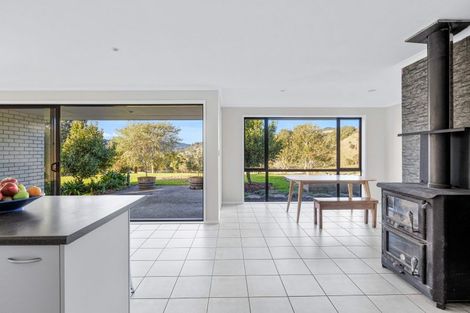 Photo of property in 42 Rauhori Road, Makarau, Kaukapakapa, 0873