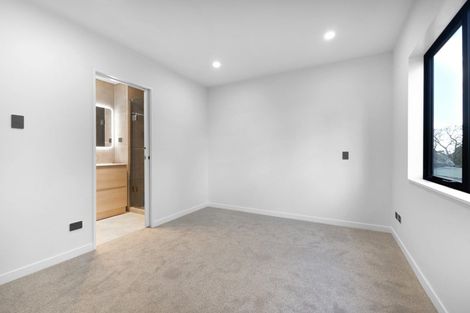 Photo of property in 3/399 Massey Road, Mangere East, Auckland, 2024