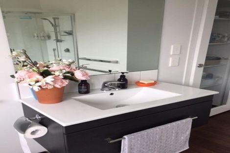 Photo of property in 11 Bickerton Rise, Churton Park, Wellington, 6037