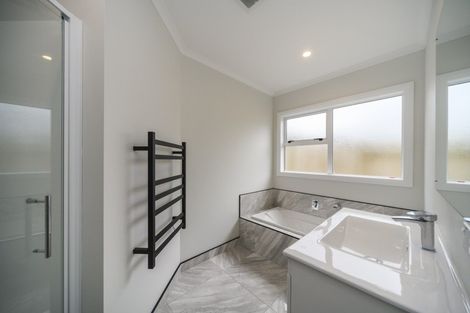 Photo of property in 13 Freedom Drive, Kelvin Grove, Palmerston North, 4414