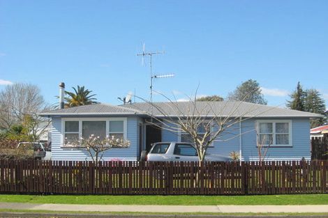 Photo of property in 10 Kowhai Avenue, Edgecumbe, 3120
