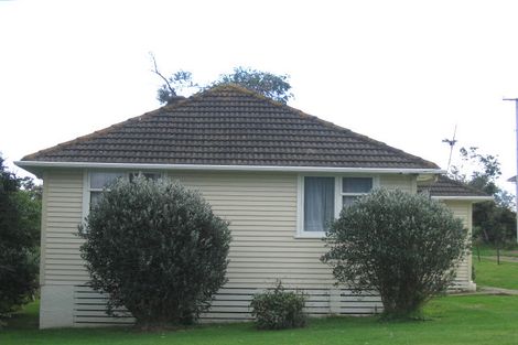 Photo of property in 21 Driver Crescent, Cannons Creek, Porirua, 5024