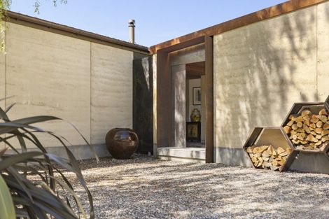 Photo of property in 633 Mount Barker Road, Wanaka, 9382