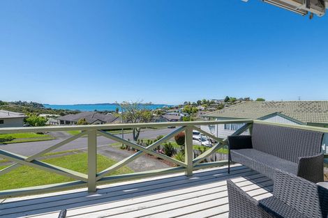 Photo of property in 11 Brampton Road, Snells Beach, 0920