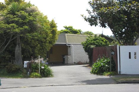 Photo of property in 23b Daytona Place, Parklands, Christchurch, 8083
