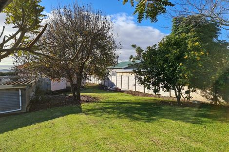 Photo of property in 11 Mona Avenue, Mangere Bridge, Auckland, 2022
