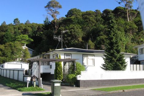 Photo of property in 33 Kairanga Crescent, Wainuiomata, Lower Hutt, 5014