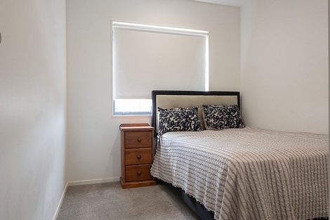 Photo of property in 39a Soaring Bird Drive, Takanini, 2112