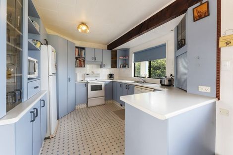 Photo of property in 13 Ponderosa Place, Opunake, 4616