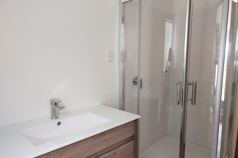 Photo of property in 112a Rosier Road, Glen Eden, Auckland, 0602