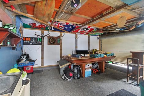 Photo of property in 9 Constable Road, Waiuku, 2123