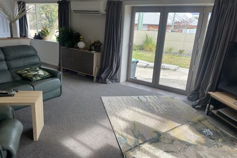 Photo of property in 4 Horseshoe Lake Road, Shirley, Christchurch, 8061