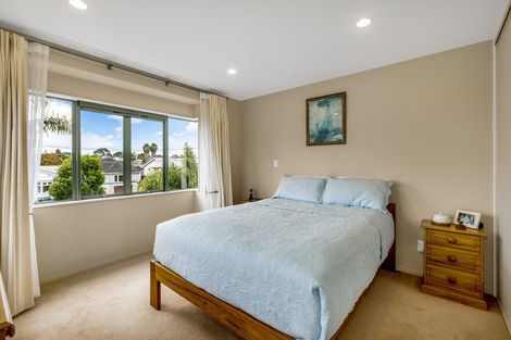 Photo of property in 30 Wright Road, Point Chevalier, Auckland, 1022