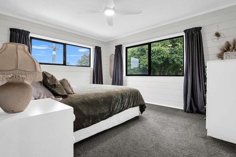 Photo of property in 5 Glenbrook Road, Karaka, Papakura, 2580