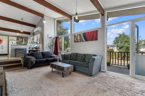 Photo of property in 5 Joanna Place, Deanwell, Hamilton, 3206