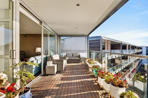 Photo of property in 501d/14 West Quay, Ahuriri, Napier, 4110