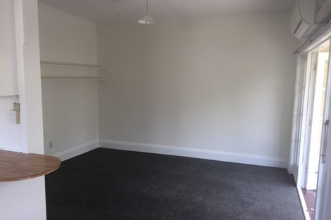 Photo of property in 294 Keyes Road, New Brighton, Christchurch, 8083