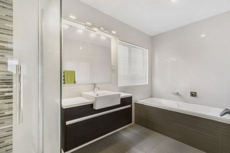 Photo of property in 111a Moore Street, Howick, Auckland, 2014