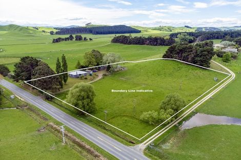 Photo of property in 1183 Masterton Stronvar Road, Wainuioru, Masterton, 5890