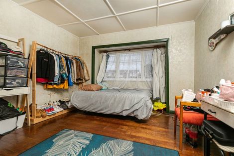 Photo of property in 117 Te Atatu Road, Te Atatu South, Auckland, 0610