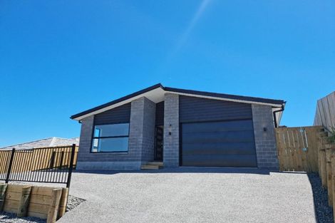 Photo of property in 12 Lily Way, Pyes Pa, Tauranga, 3112