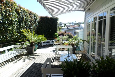 Photo of property in 25 Grand View Road, Remuera, Auckland, 1050