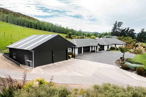 Photo of property in 36 Tara Hills Drive, North Taieri, Mosgiel, 9092