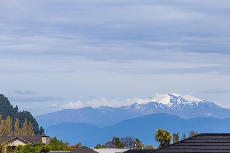Photo of property in 7 Kanuka Grove, Kinloch, Taupo, 3377