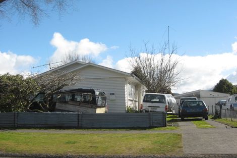 Photo of property in 75 Te Rangitautahanga Road, Turangi, 3334