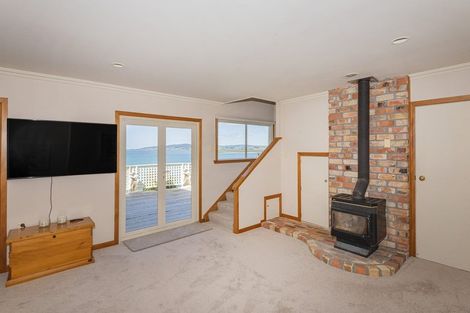 Photo of property in 5a Ormiston Road, Onerahi, Whangarei, 0110