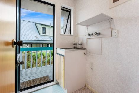Photo of property in 44 Hale Crescent, Bayview, Auckland, 0629