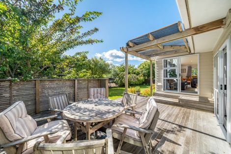 Photo of property in 30 Longfellow Street, Trentham, Upper Hutt, 5018