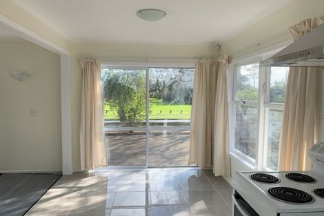 Photo of property in 26 Tiraumea Drive, Pakuranga, Auckland, 2010