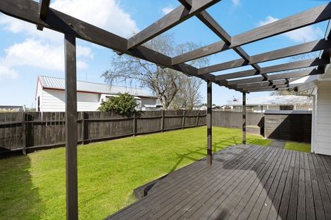 Photo of property in 15 Reeves Close, Fairview Downs, Hamilton, 3214