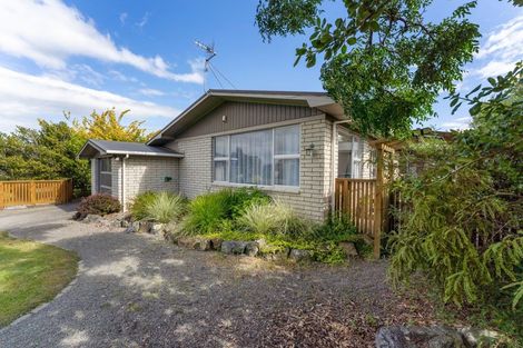 Photo of property in 19 Mudgway Place, Awapuni, Palmerston North, 4412