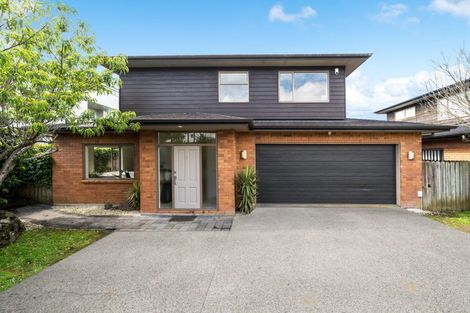 Photo of property in 16h Lincoln Road, Henderson, Auckland, 0610