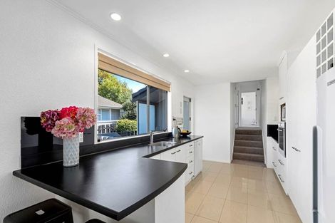 Photo of property in 5 Freya Place, Torbay, Auckland, 0630