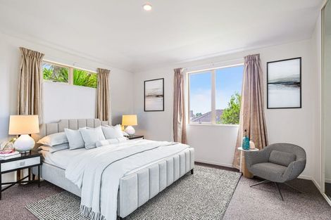 Photo of property in 8/9 Sunnydale Place, Oteha, Auckland, 0632