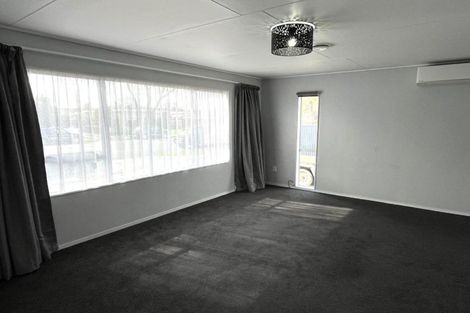 Photo of property in 44 Kaimanawa Street, Kelvin Grove, Palmerston North, 4414
