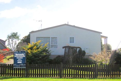 Photo of property in 49 Simpson Road, Papamoa Beach, Papamoa, 3118